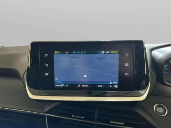 Peugeot E-208 50kWh E-Style Hatchback 5dr Electric Auto (11kW Charger) (136 ps