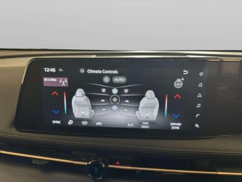 Nissan ARIYA 87kWh Advance SUV 5dr Electric Auto e-4ORCE 22kW Charger (306 ps
