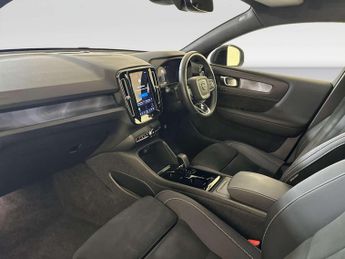 Volvo C40 Recharge 69kWh Ultimate SUV 5dr Electric Auto (231 ps)