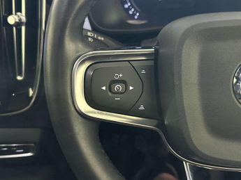 Volvo C40 Recharge 69kWh Ultimate SUV 5dr Electric Auto (231 ps)