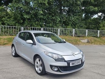 Renault Megane 1.6 16V Dynamique TomTom Euro 5 5dr