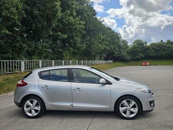 Renault Megane 1.6 16V Dynamique TomTom Euro 5 5dr