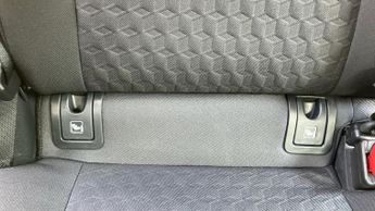 Toyota Yaris 1.5 VVT-h Icon E-CVT Euro 6 (s/s) 5dr