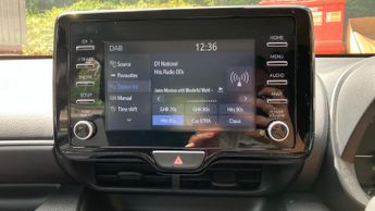 Toyota Yaris 1.5 VVT-h Icon E-CVT Euro 6 (s/s) 5dr