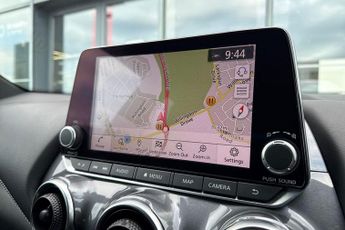 Nissan Juke 1.6 Hybrid (143ps) N-Connecta