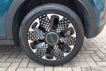 Fiat 600 1.2 MHEV La Prima e-DCT Euro 6 (s/s) 5dr