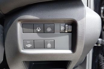 Citroen C5 Aircross 1.2 PureTech MHEV e-series e-DSC Euro 6 (s/s) 5dr