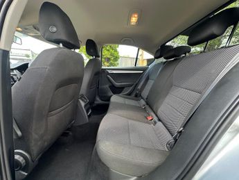 Skoda Octavia 1.6 TDI SE DSG Euro 5 (s/s) 5dr