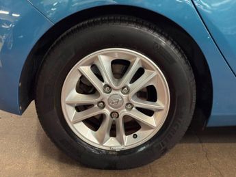 Hyundai i30 1.6 CRDi Active Auto Euro 5 5dr