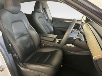 Tesla Model Y SUV 5dr Electric Auto RWD (346 ps)
