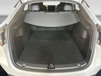 Tesla Model Y SUV 5dr Electric Auto RWD (346 ps)