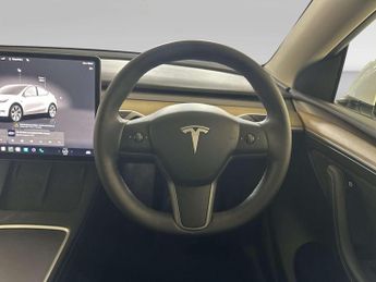 Tesla Model Y SUV 5dr Electric Auto RWD (346 ps)