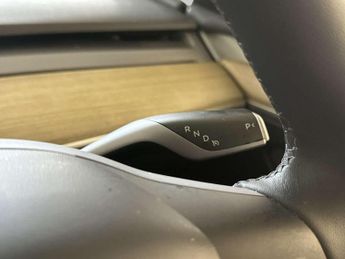 Tesla Model Y SUV 5dr Electric Auto RWD (346 ps)