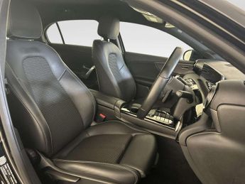 Mercedes-Benz A Class 1.3 A180 Sport (Executive) Hatchback 5dr Petrol 7G-DCT Euro 6 (s
