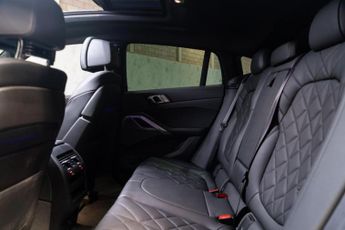 BMW X6 4.4 M50i V8 Auto xDrive Euro 6 (s/s) 5dr