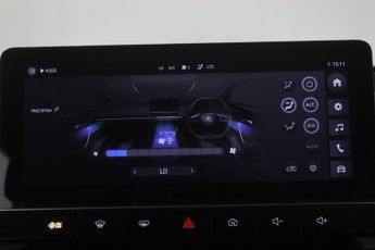 MG MG4 51kWh SE Auto 5dr