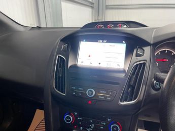 Ford Focus 2.0 TDCi ST-3 Powershift Euro 6 (s/s) 5dr
