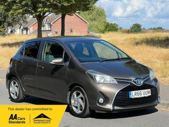 Toyota Yaris 1.5 VVT-h Icon E-CVT Euro 6 5dr