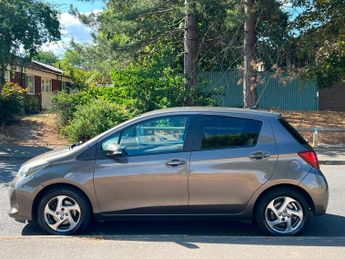 Toyota Yaris 1.5 VVT-h Icon E-CVT Euro 6 5dr