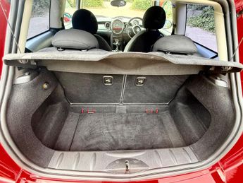 MINI Hatch 1.6 Cooper Hatchback 3dr Petrol Auto