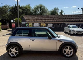 MINI Hatch 1.6 Cooper CVT Euro 3 3dr