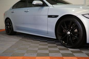 Jaguar XE 2.0d R-Sport Auto Euro 6 (s/s) 4dr