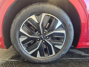 Kia EV6 77.4kWh GT-Line Auto AWD 5dr