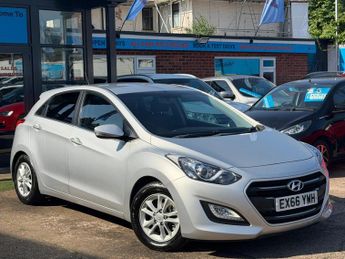 Hyundai I30 1.6 CRDi Blue Drive SE Nav Hatchback 5dr Diesel Manual Euro 6 (s