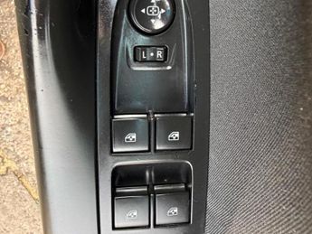 Vauxhall Astra 1.4i Turbo SRi Nav Sports Tourer 5dr Petrol Auto Euro 6 (s/s) (1