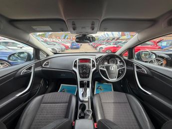 Vauxhall Astra GTC 2.0 CDTi SRi Coupe 3dr Diesel Auto Euro 5 (165 ps)