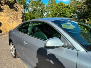 Audi A5 2.0 TDI S line quattro Euro 5 (s/s) 2dr