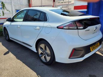 Hyundai IONIQ 1.6 h-GDi Premium SE Hatchback 5dr Petrol Hybrid DCT Euro 6 (s/s