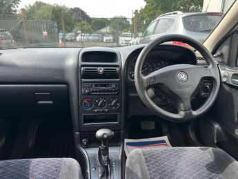 Vauxhall Astra 1.6i Club 5dr (a/c)