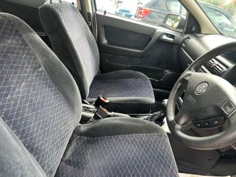 Vauxhall Astra 1.6i Club 5dr (a/c)