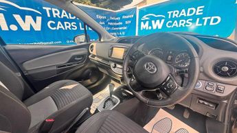 Toyota Yaris 1.5 VVT-h Icon E-CVT Euro 6 (s/s) 5dr