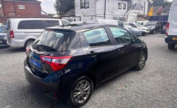 Toyota Yaris 1.5 VVT-h Icon E-CVT Euro 6 (s/s) 5dr