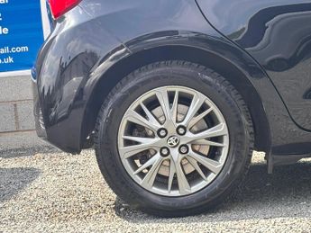 Toyota Yaris 1.5 VVT-h Icon E-CVT Euro 6 (s/s) 5dr