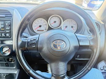 Toyota RAV4 2.0 VVT-i XT3 4WD 5dr