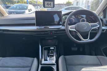 Volkswagen Golf 1.5 eTSI 150 Style 5dr DSG