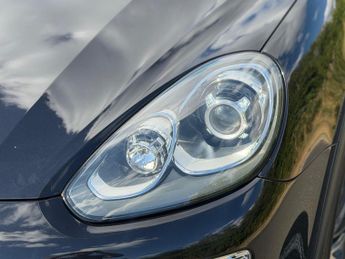 Porsche Cayenne 3.0 TD V6 TiptronicS 4WD Euro 6 (s/s) 5dr