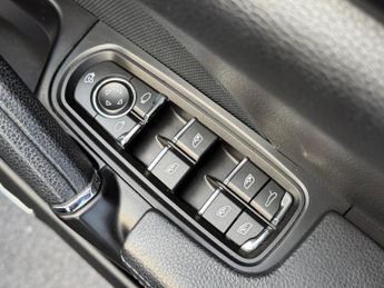 Porsche Cayenne 3.0 TD V6 TiptronicS 4WD Euro 6 (s/s) 5dr