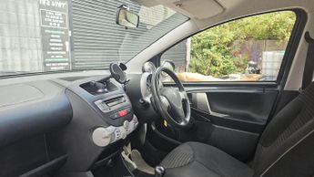 Peugeot 107 1.0 12V Active 2 Tronic Euro 5 5dr