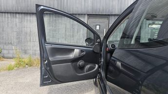 Peugeot 107 1.0 12V Active 2 Tronic Euro 5 5dr