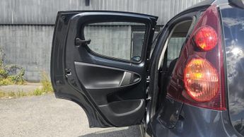 Peugeot 107 1.0 12V Active 2 Tronic Euro 5 5dr