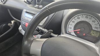 Peugeot 107 1.0 12V Active 2 Tronic Euro 5 5dr