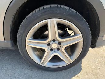 Mercedes-Benz GLA 2.0 GLA250 AMG Line 7G-DCT 4MATIC Euro 6 (s/s) 5dr