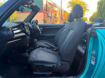 MINI Convertible 1.5 Cooper Auto Euro 6 (s/s) 2dr