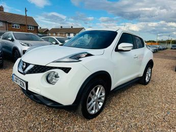 Nissan Juke 1.6 N-Connecta XTRON Euro 6 5dr