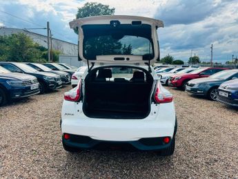 Nissan Juke 1.6 N-Connecta XTRON Euro 6 5dr