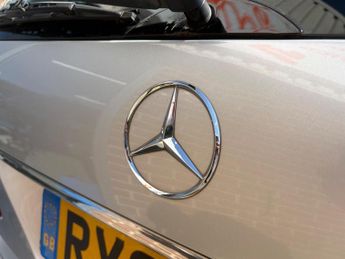Mercedes-Benz E Class 3.0 E320 CDI Sport G-Tronic 5dr
